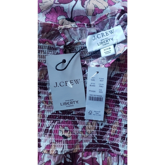 29. J.Crew Smocked button-back top in Liberty® Butterfield Poppy organic cotton - Picture 5 of 5